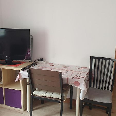 Apartamento4Estaciones Madrid Exterior photo